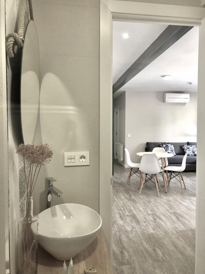Plaza 5 Carabanchel Apartment Madrid Exterior foto